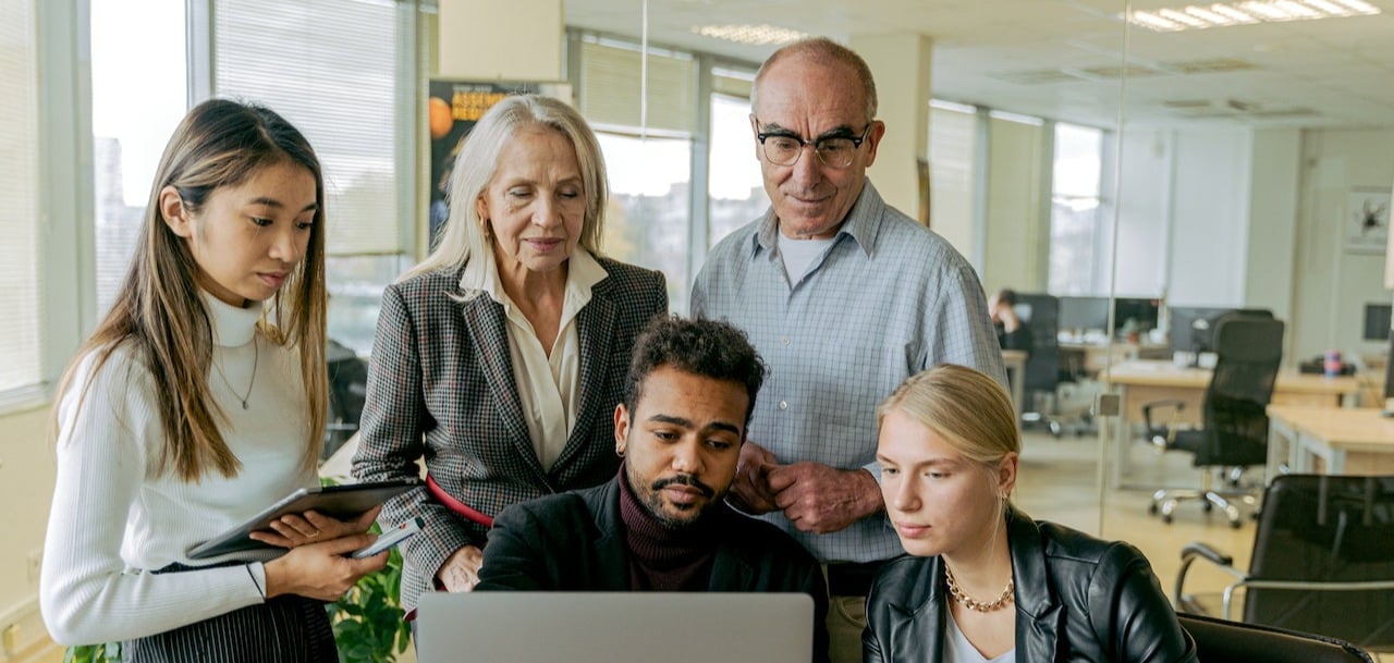 Equipo realizando la planificación estratégica